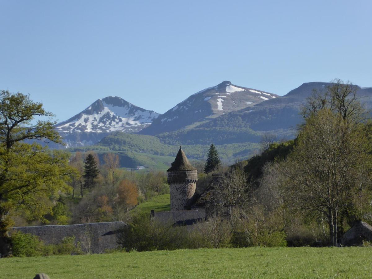 Le Clos Mary Le Claux Exterior foto